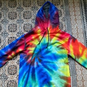 Small tie die hoodie